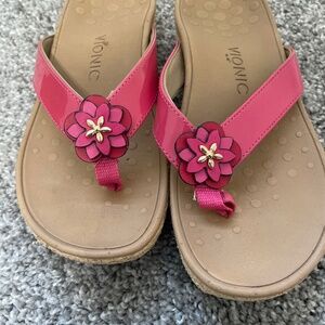 Vionic Pink Sandals
